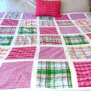 QUILT COMFORTER WHITE PINK GREEN CLASSIC EUC